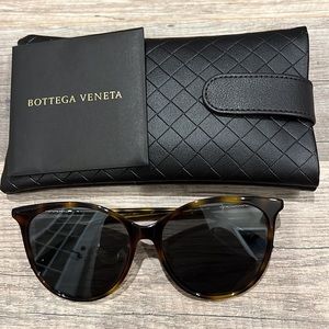 Bottega Veneta BV0154SK Sunglasses in Tortoise